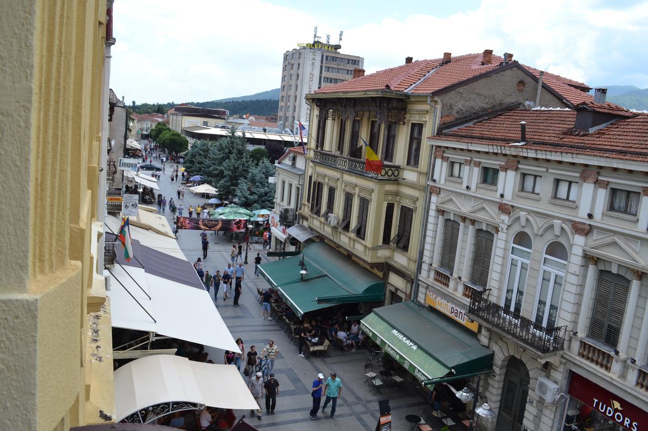 Robevski Luxury Rooms Bitola Exterior foto